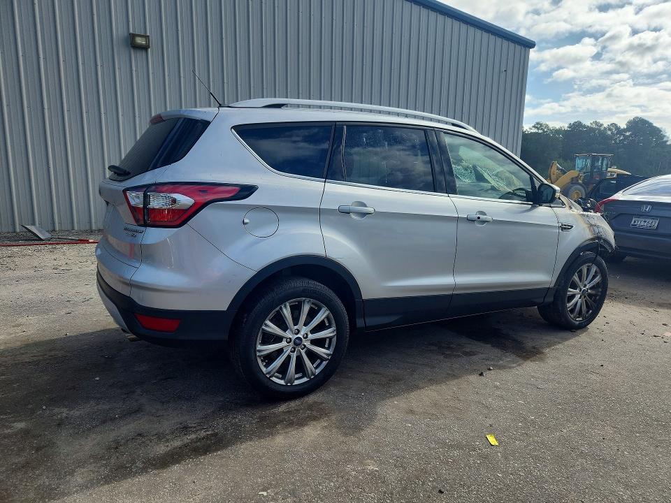 2017 Ford Escape მანქანა იყიდება აუქციონზე, vin: 1FMCU9JDXHUD09451, აუქციონის ნომერი: 68497246