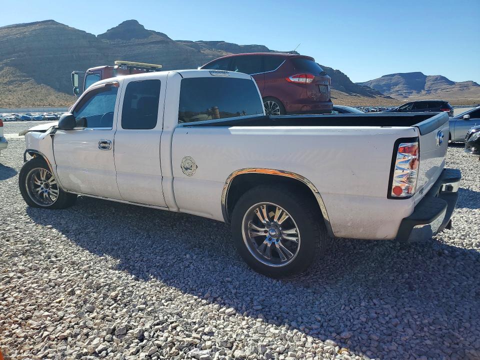 Продажа на аукционе авто 2002 Chevrolet Silverado, vin: 2GCEC19W321187655, номер лота: 70086826