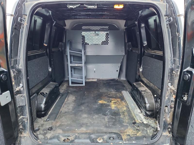 69402666 :رقم المزاد ، 3N6CM0KN5FK729782 vin ، 2015 Nissan Nv200 مزاد بيع