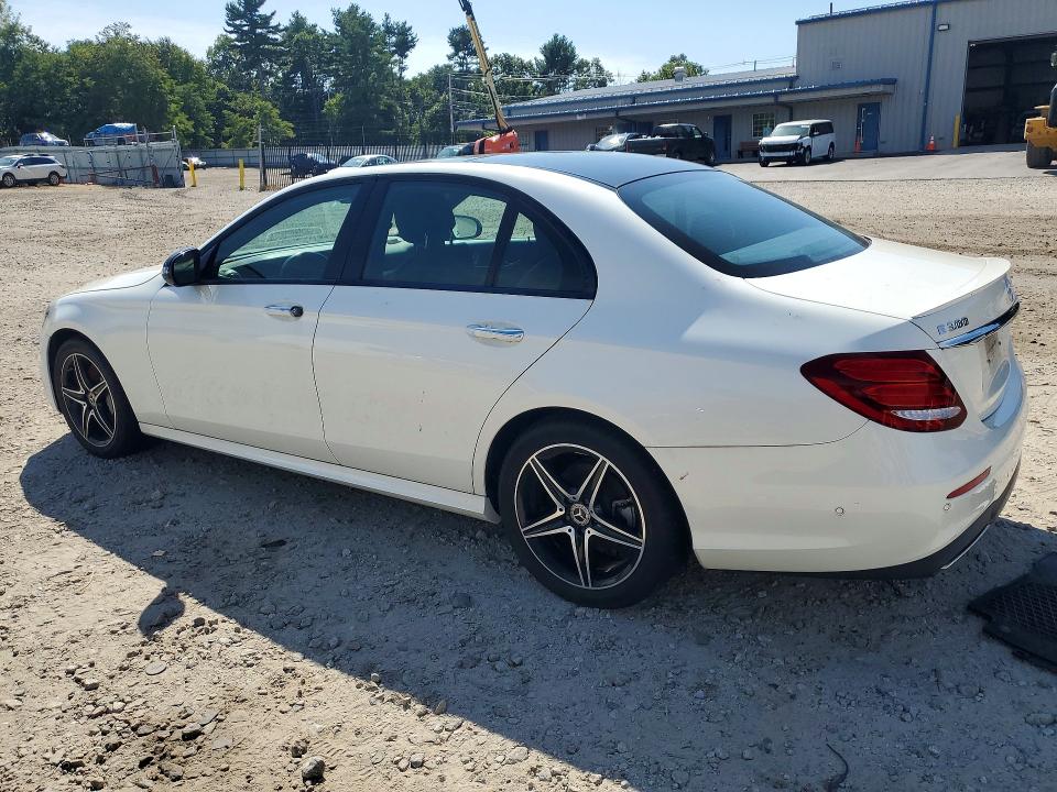 69359496 :رقم المزاد ، WDDZF4KB8JA344026 vin ، 2018 Mercedes-benz E مزاد بيع