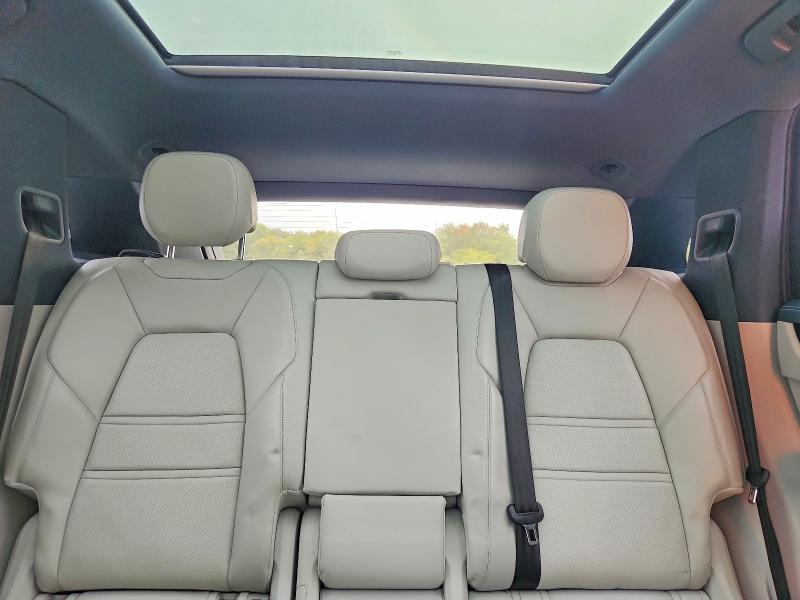 2019 Porsche Cayenne მანქანა იყიდება აუქციონზე, vin: WP1AA2AY2KDA06054, აუქციონის ნომერი: 69697656