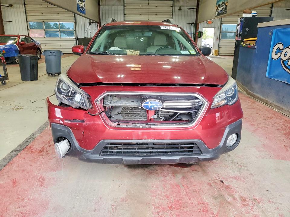 67518386 :رقم المزاد ، 4S4BSACC3J3317653 vin ، 2018 Subaru Outback مزاد بيع