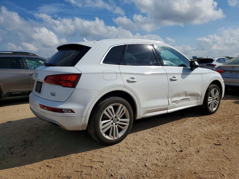 69798116 :رقم المزاد ، WA1BNAFY7J2190604 vin ، 2018 Audi Q5 مزاد بيع