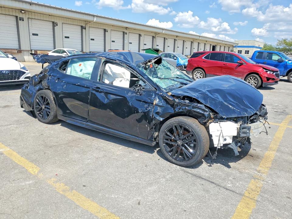 67193966 :رقم المزاد ، 4T1DAACKXSU588143 vin ، 2025 Toyota Camry مزاد بيع