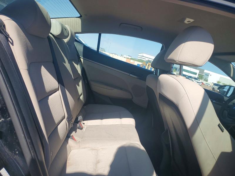 2017 Hyundai Elantra მანქანა იყიდება აუქციონზე, vin: KMHD84LF8HU061470, აუქციონის ნომერი: 67352756