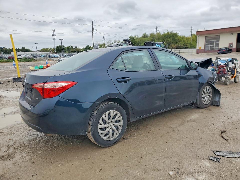 2018 Toyota Corolla მანქანა იყიდება აუქციონზე, vin: 2T1BURHE0JC063429, აუქციონის ნომერი: 69517166