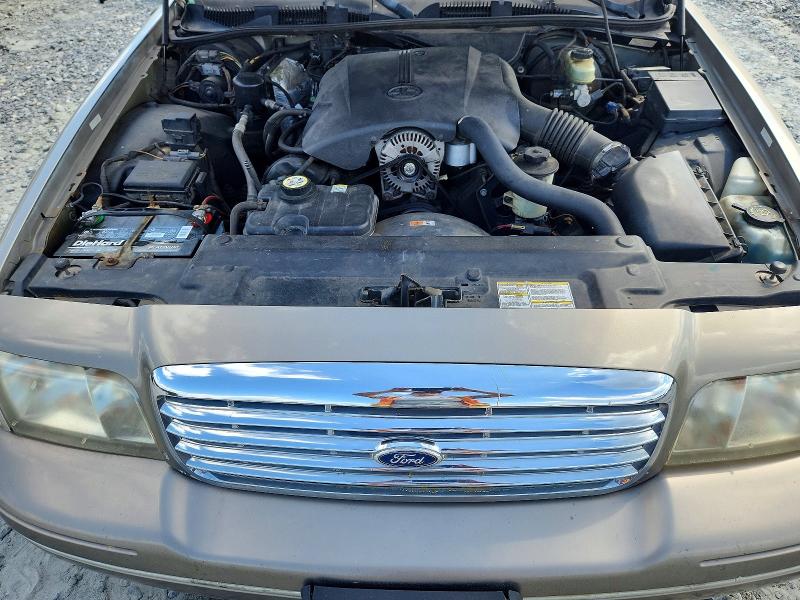 Продаж на аукціоні авто 2001 Ford Crown Victoria, vin: 2FAFP74W71X175870, номер лоту: 67207796