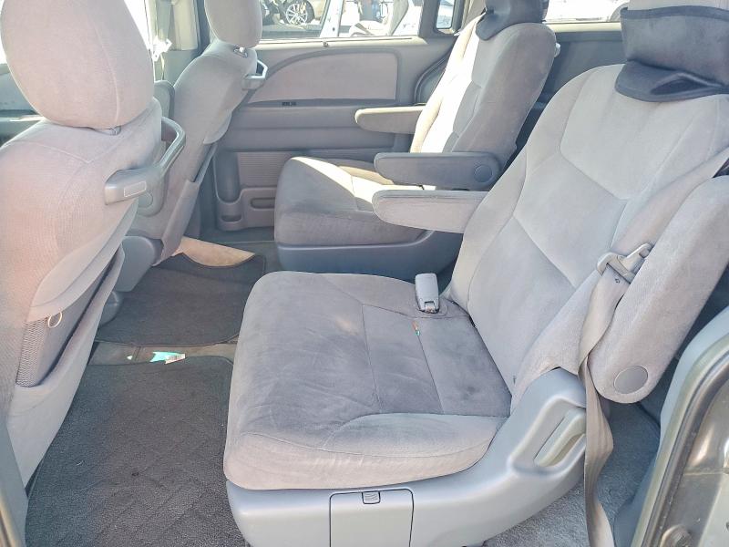 68824726 :رقم المزاد ، 5FNRL38415B128960 vin ، 2005 Honda Odyssey مزاد بيع