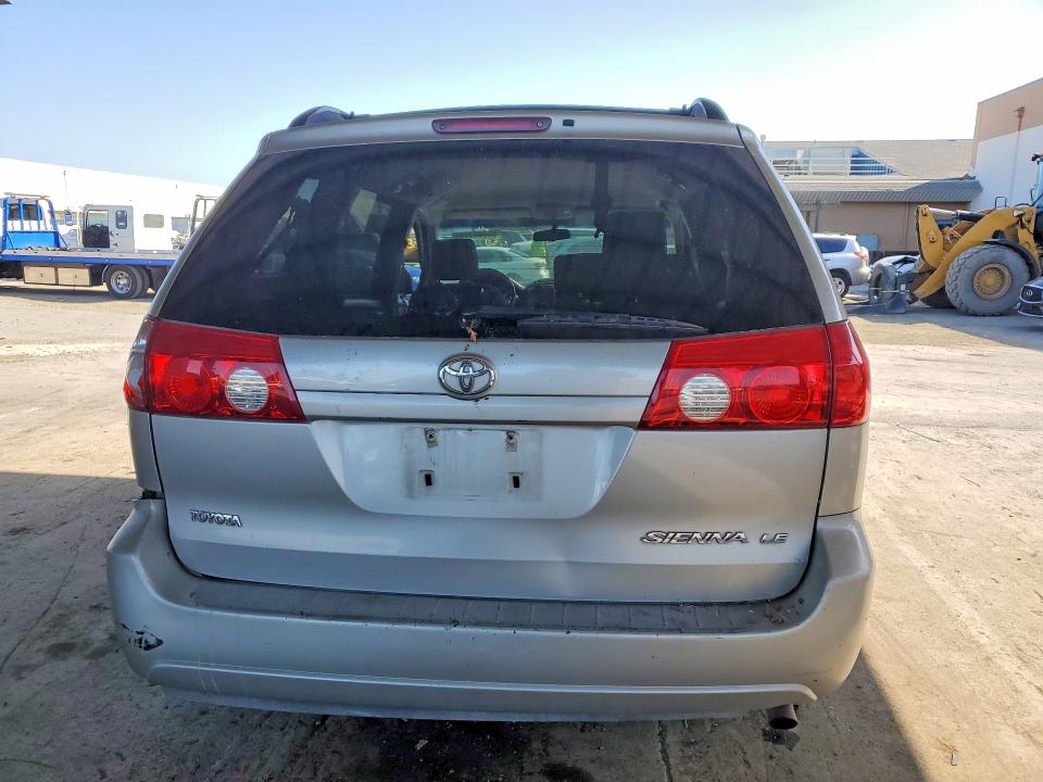 68886366 :رقم المزاد ، 5TDZA23C26S551462         vin ، 2006 Toyota Sienna مزاد بيع