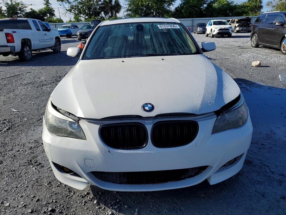 67237856 :رقم المزاد ، WBANV1C50AC156847 vin ، 2010 Bmw 528 مزاد بيع