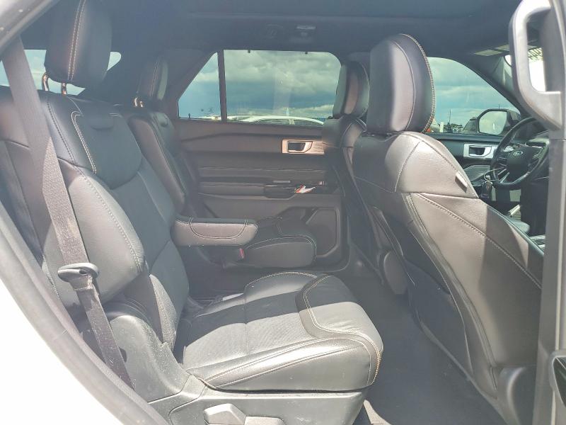 67779446 :رقم المزاد ، 1FM5K8GC0NGA18670 vin ، 2022 Ford Explorer مزاد بيع