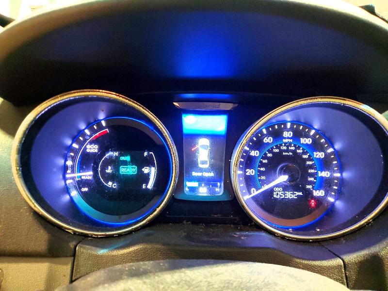 2011 Hyundai Sonata მანქანა იყიდება აუქციონზე, vin: KMHEC4A43BA006230, აუქციონის ნომერი: 70317306