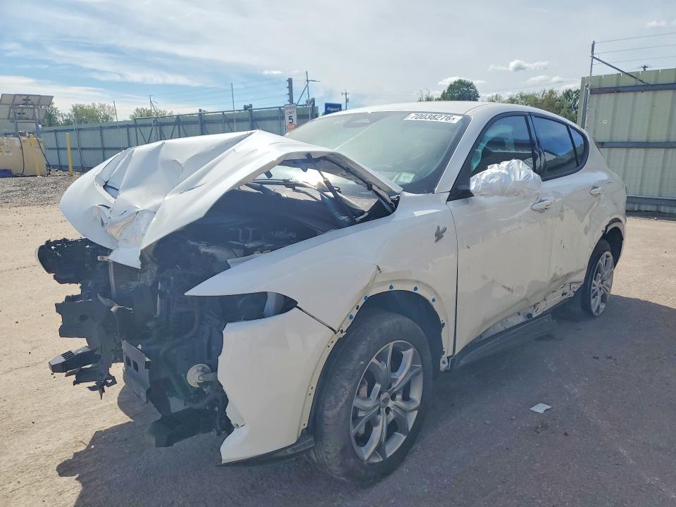70038276 :رقم المزاد ، ZACPDFCW3R3A34602 vin ، 2024 Dodge Hornet مزاد بيع