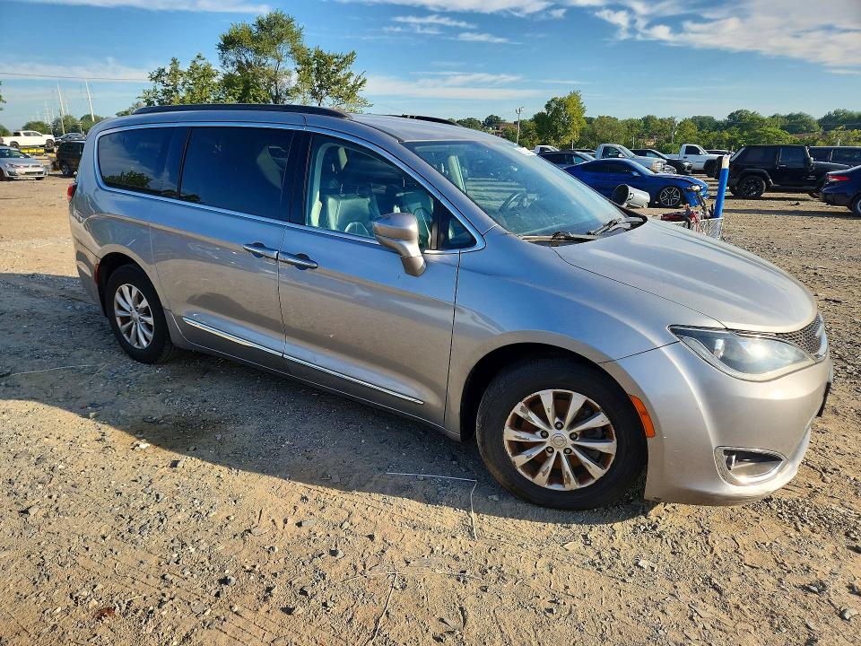 Aukcja sprzedaży 2017 Chrysler Pacifica, vin: 2C4RC1BG0HR613560, numer aukcji: 68233046