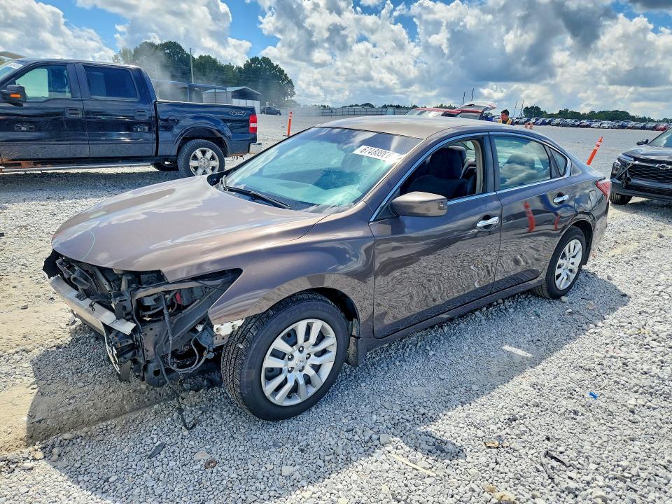 2013 Nissan Altima მანქანა იყიდება აუქციონზე, vin: 1N4AL3AP1DN561413, აუქციონის ნომერი: 67488906