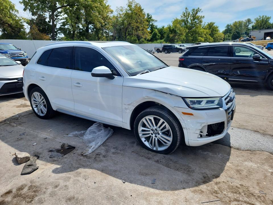 67712566 :رقم المزاد ، WA1BNAFY1J2029424 vin ، 2018 Audi Q5 مزاد بيع
