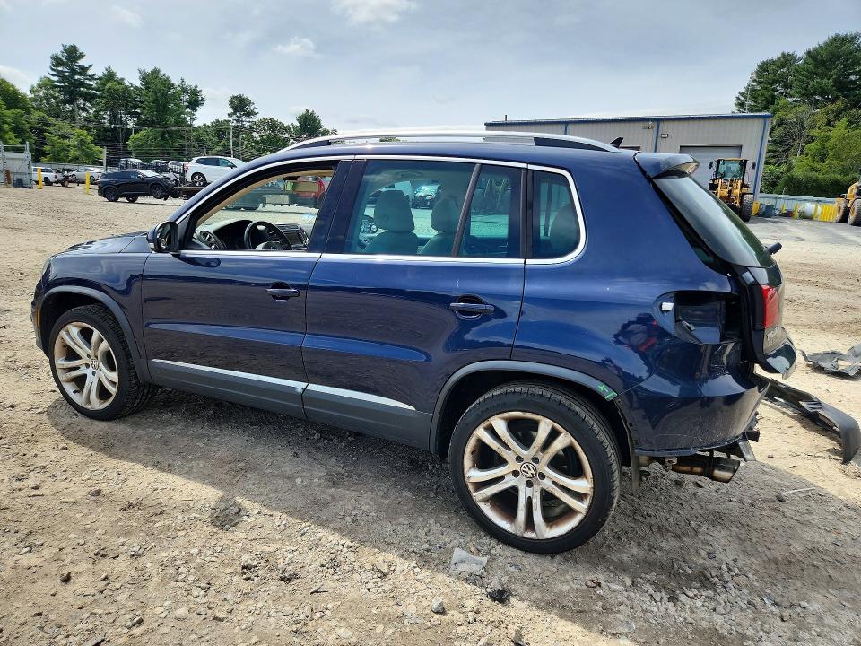 67330486 :رقم المزاد ، WVGBV7AX2CW607755 vin ، 2012 Volkswagen Tiguan مزاد بيع