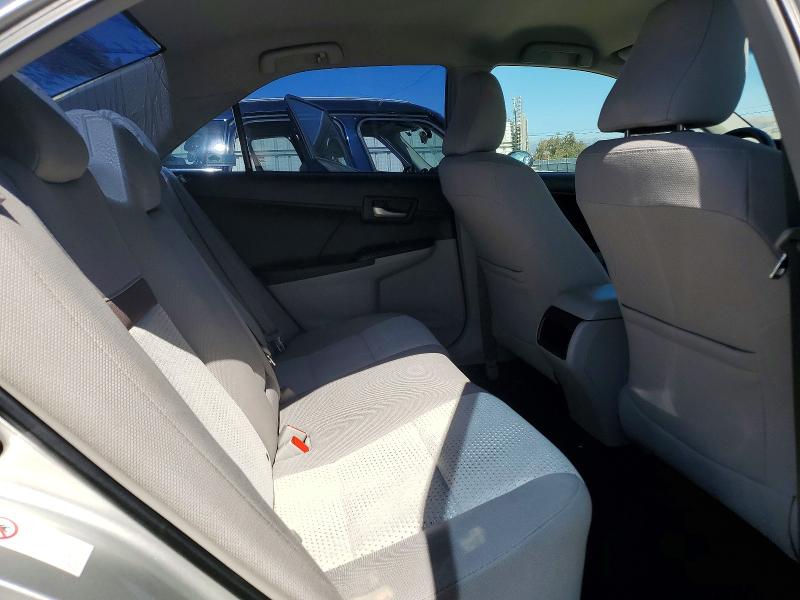 70745066 :رقم المزاد ، 4T1BF1FK1CU068158 vin ، 2012 Toyota Camry مزاد بيع