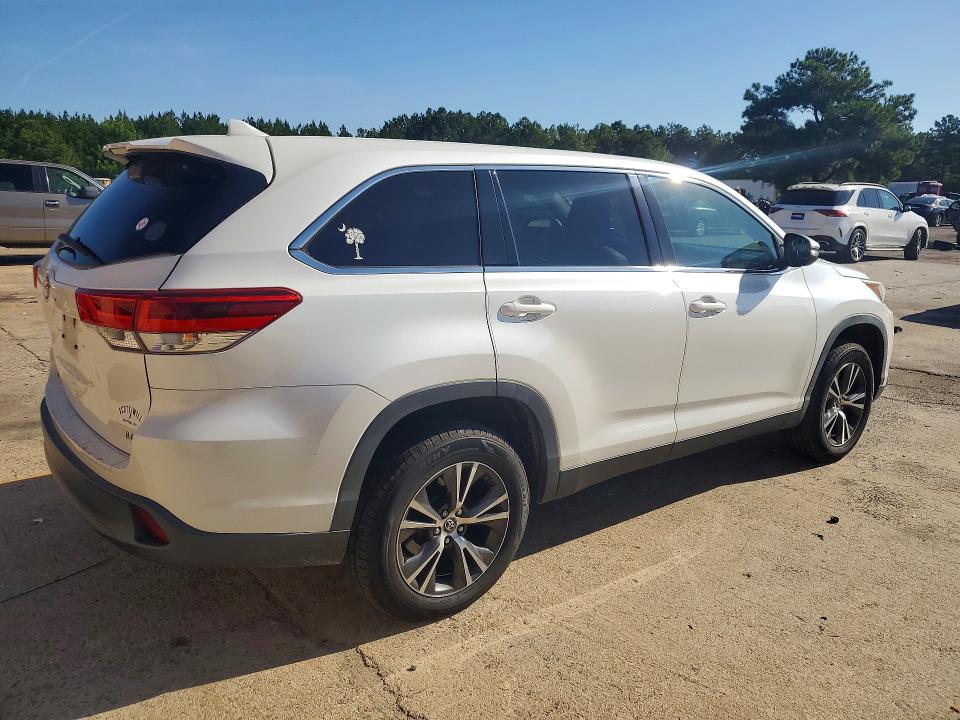 65966496 :رقم المزاد ، 5TDZZRFH7KS325324 vin ، 2019 Toyota Highlander مزاد بيع