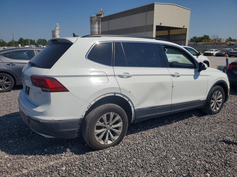 Aukcja sprzedaży 2018 Volkswagen Tiguan, vin: 3VV3B7AX4JM063923, numer aukcji: 67325156