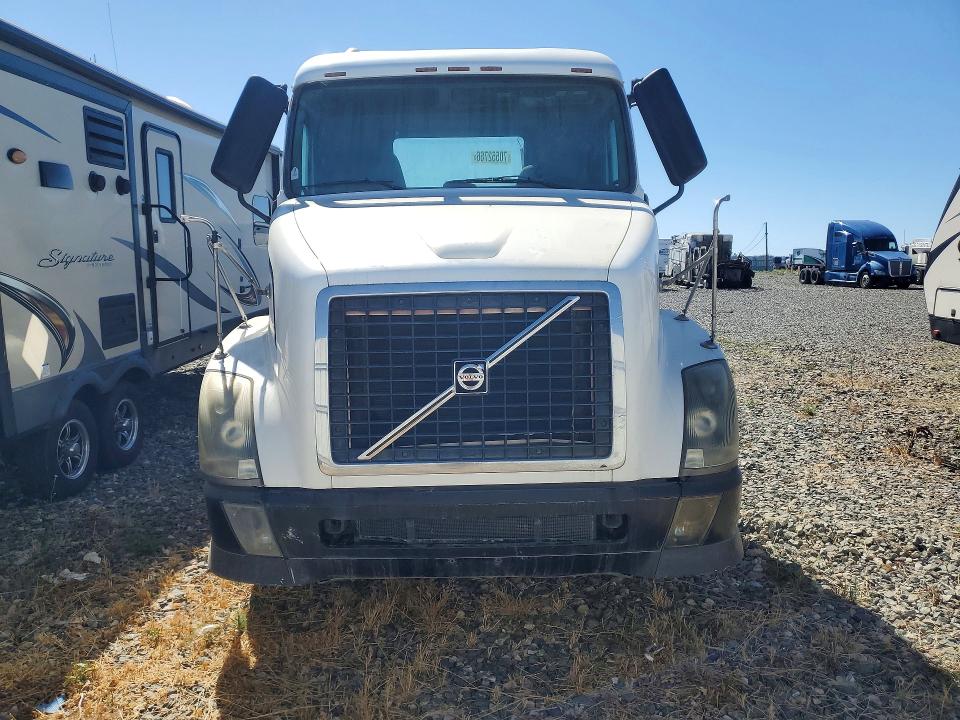 Aukcja sprzedaży 2011 Volvo Vn Vnl, vin: 4V4NC9EH6BN528314, numer aukcji: 70552766