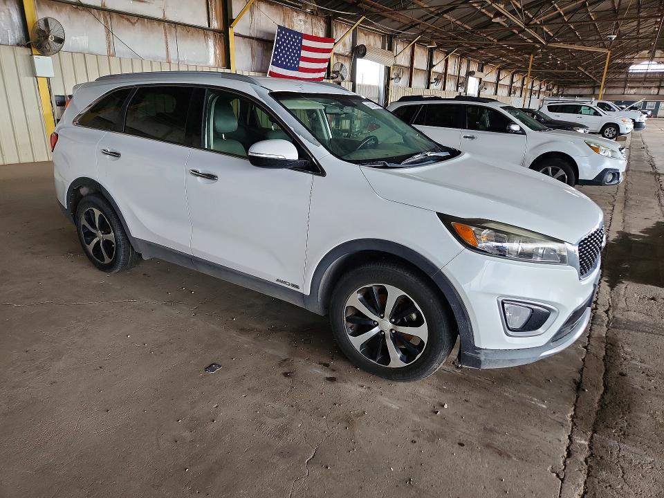 2016 Kia Sorento მანქანა იყიდება აუქციონზე, vin: 5XYPHDA53GG015671, აუქციონის ნომერი: 70147936