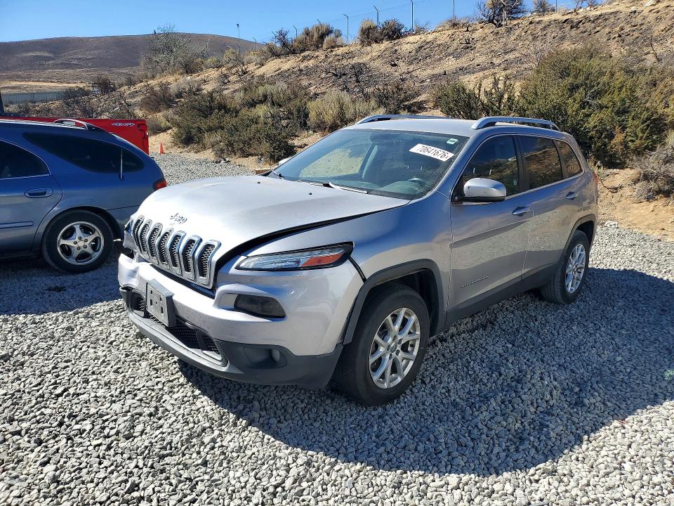 70641676 :رقم المزاد ، 1C4PJMCS2GW218335 vin ، 2016 Jeep Cherokee مزاد بيع