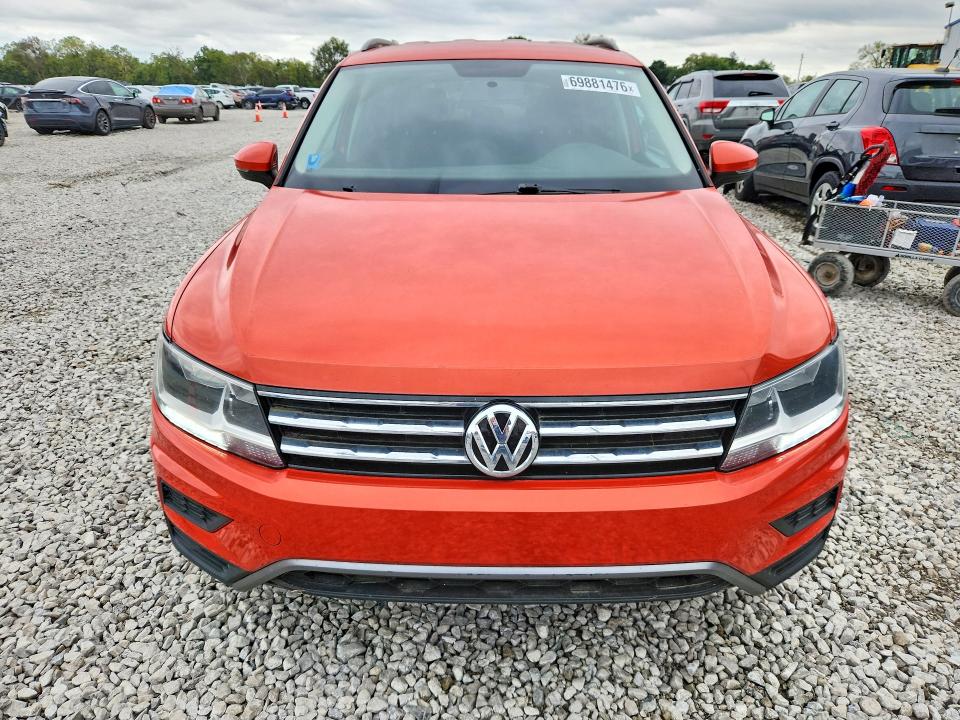 Продаж на аукціоні авто 2018 Volkswagen Tiguan, vin: 3VV0B7AX5JM132122, номер лоту: 69881476