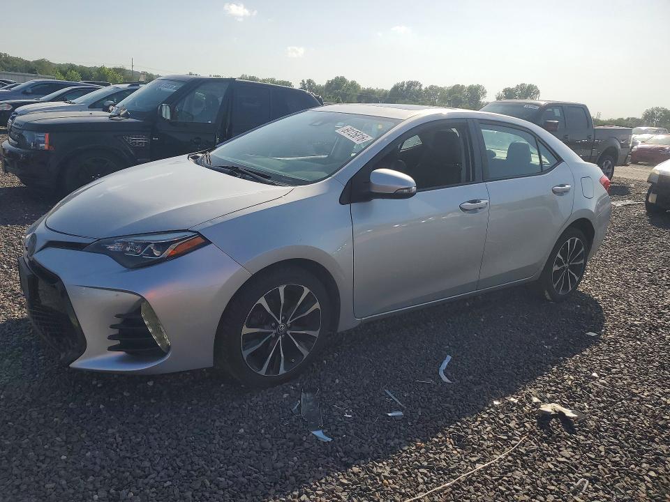 69125816 :رقم المزاد ، 5YFBURHE5HP638652 vin ، 2017 Toyota Corolla مزاد بيع