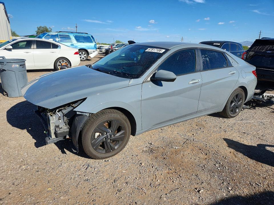 2021 Hyundai Elantra მანქანა იყიდება აუქციონზე, vin: KMHLM4AG8MU177443, აუქციონის ნომერი: 67817106