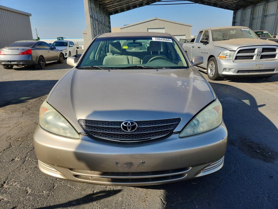 2002 Toyota Camry მანქანა იყიდება აუქციონზე, vin: 4T1BE30K62U025862, აუქციონის ნომერი: 70842666