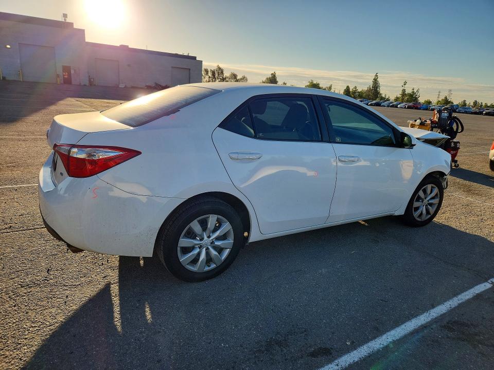 70498976 :رقم المزاد ، 5YFBURHE7GP507950 vin ، 2016 Toyota Corolla مزاد بيع