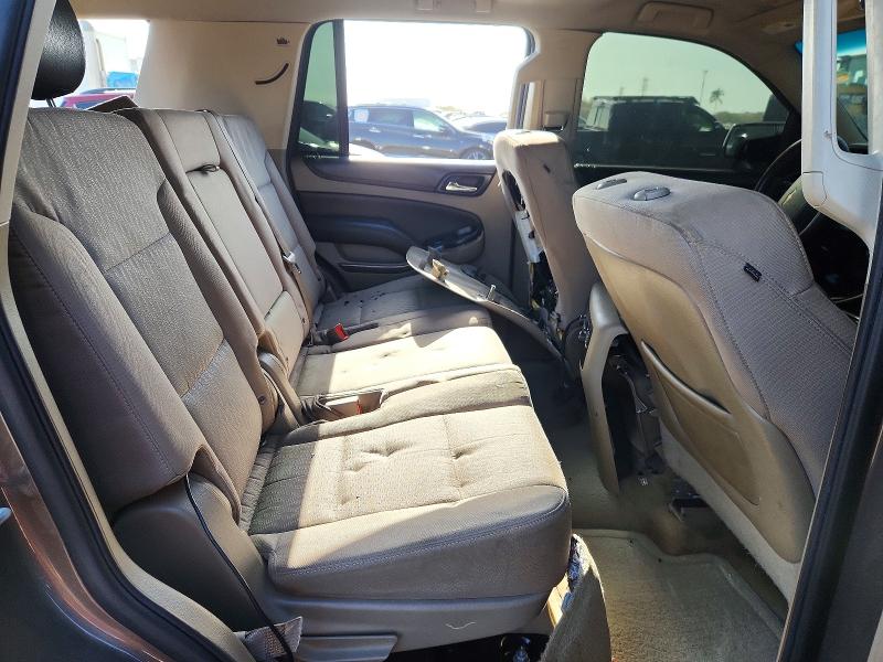 68684146 :رقم المزاد ، 1GNSCAKC1FR626858 vin ، 2015 Chevrolet Tahoe مزاد بيع