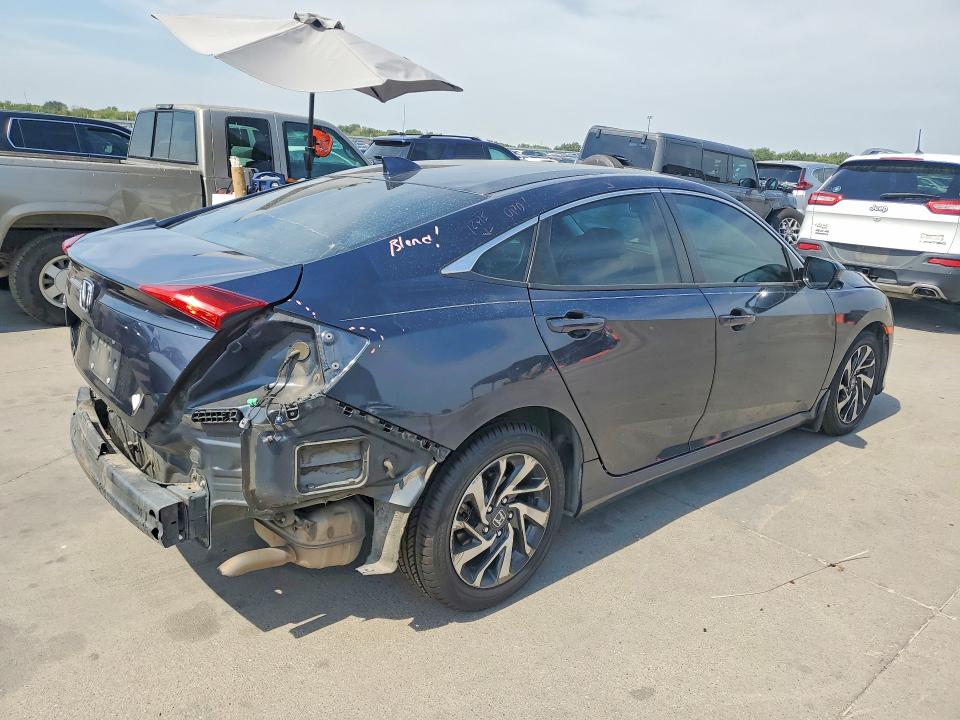 69800296 :رقم المزاد ، 19XFC2F76HE066721 vin ، 2017 Honda Civic مزاد بيع