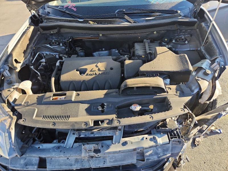 2020 Mitsubishi Outlander მანქანა იყიდება აუქციონზე, vin: JA4AD3A30LJ001547, აუქციონის ნომერი: 69225756