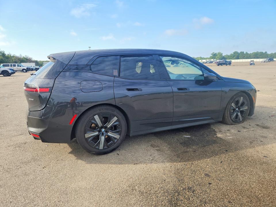 68170996 :رقم المزاد ، WB523CF0XPCL78372 vin ، 2023 Bmw Ix مزاد بيع