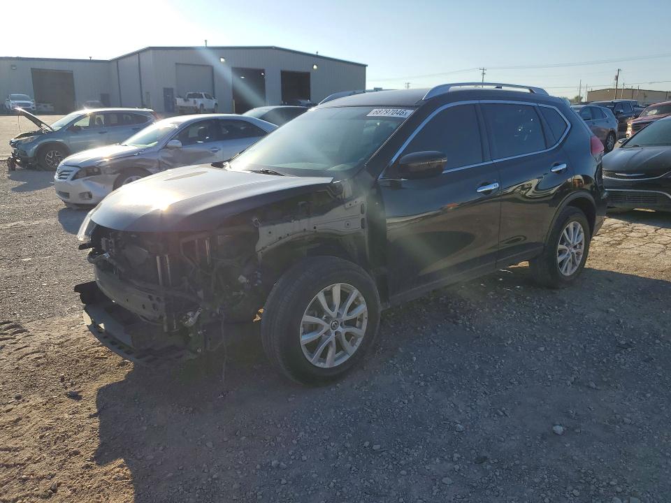 Auction sale of the 2017 Nissan Rogue, vin: KNMAT2MT7HP596593, lot number: 68797046