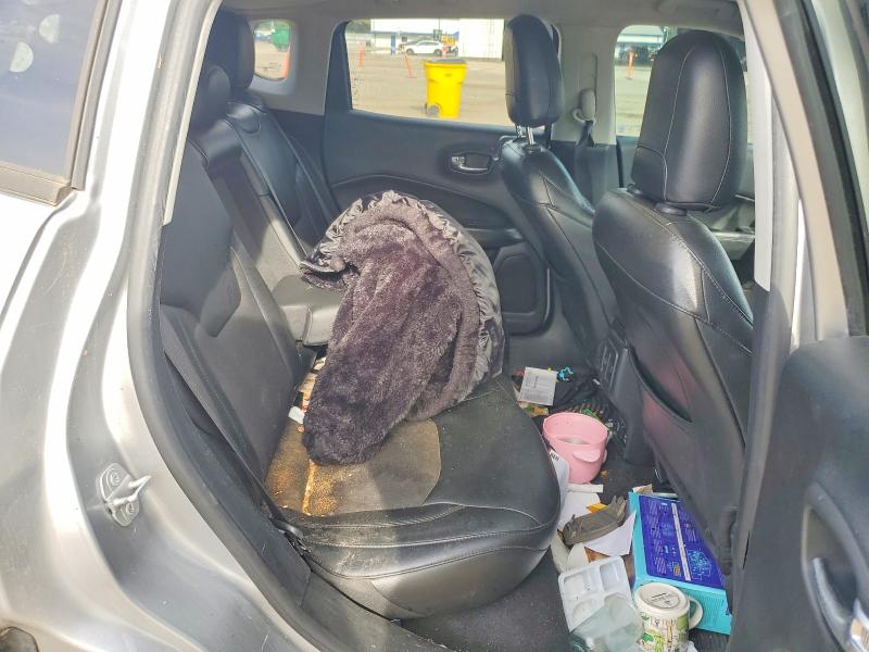 2018 Jeep Compass მანქანა იყიდება აუქციონზე, vin: 3C4NJCBB0JT318322, აუქციონის ნომერი: 65048576