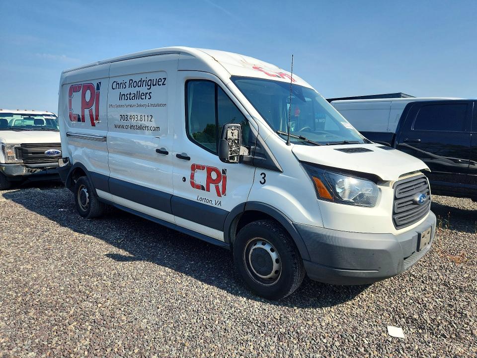 69332136 :رقم المزاد ، 1FTYR2CM1JKA51001 vin ، 2018 Ford Transit مزاد بيع