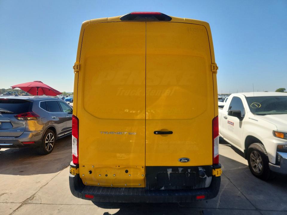 68660456 :رقم المزاد ، 1FTBR1X8XPKA74072 vin ، 2023 Ford Transit مزاد بيع