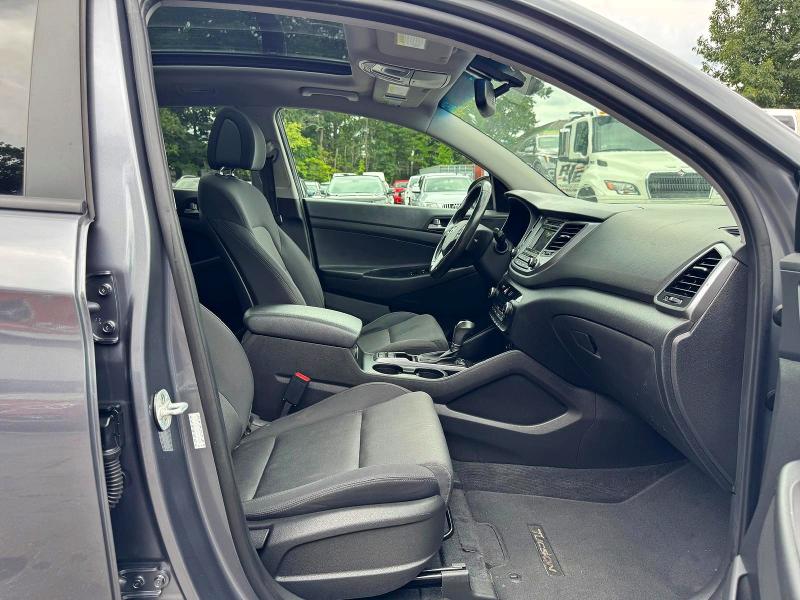 Aukcja sprzedaży 2017 Hyundai Tucson, vin: KM8J3CA24HU554624, numer aukcji: 68012476