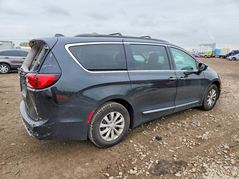 Продаж на аукціоні авто 2017 Chrysler Pacifica, vin: 2C4RC1BG4HR627350, номер лоту: 66897996