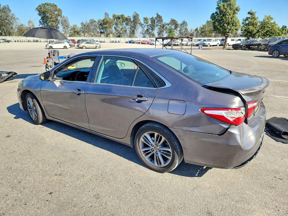 2015 Toyota Camry მანქანა იყიდება აუქციონზე, vin: 4T1BF1FK4FU026362, აუქციონის ნომერი: 67731106
