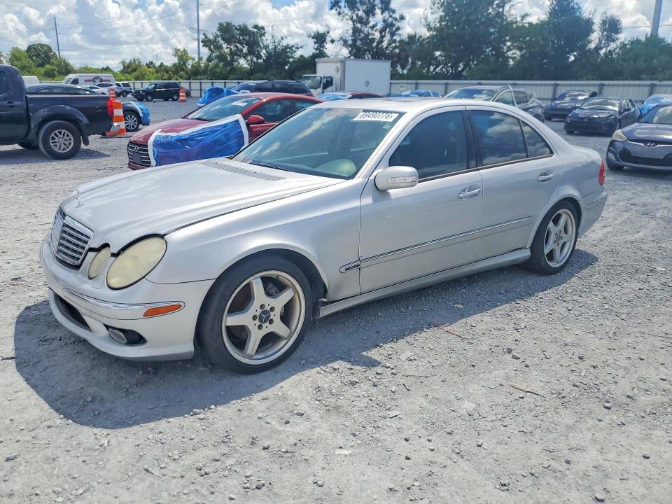 69490776 :رقم المزاد ، WDBUF70J45A761356 vin ، 2005 Mercedes-benz E مزاد بيع