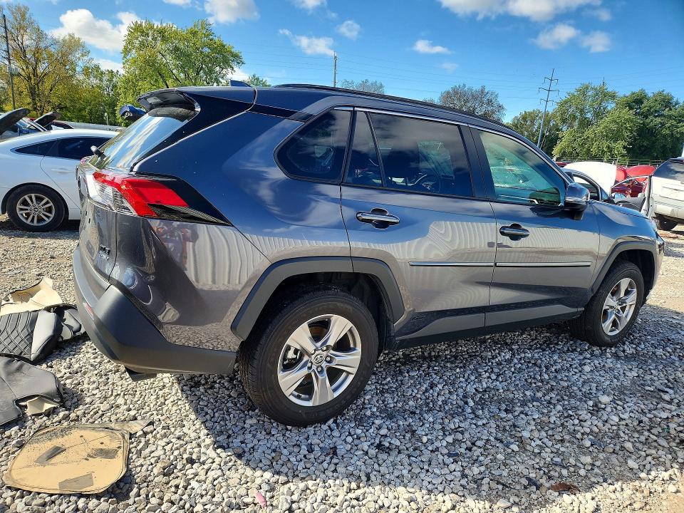 68801756 :رقم المزاد ، JTMRWRFV5SD316602 vin ، 2025 Toyota Rav4 Hybrid مزاد بيع