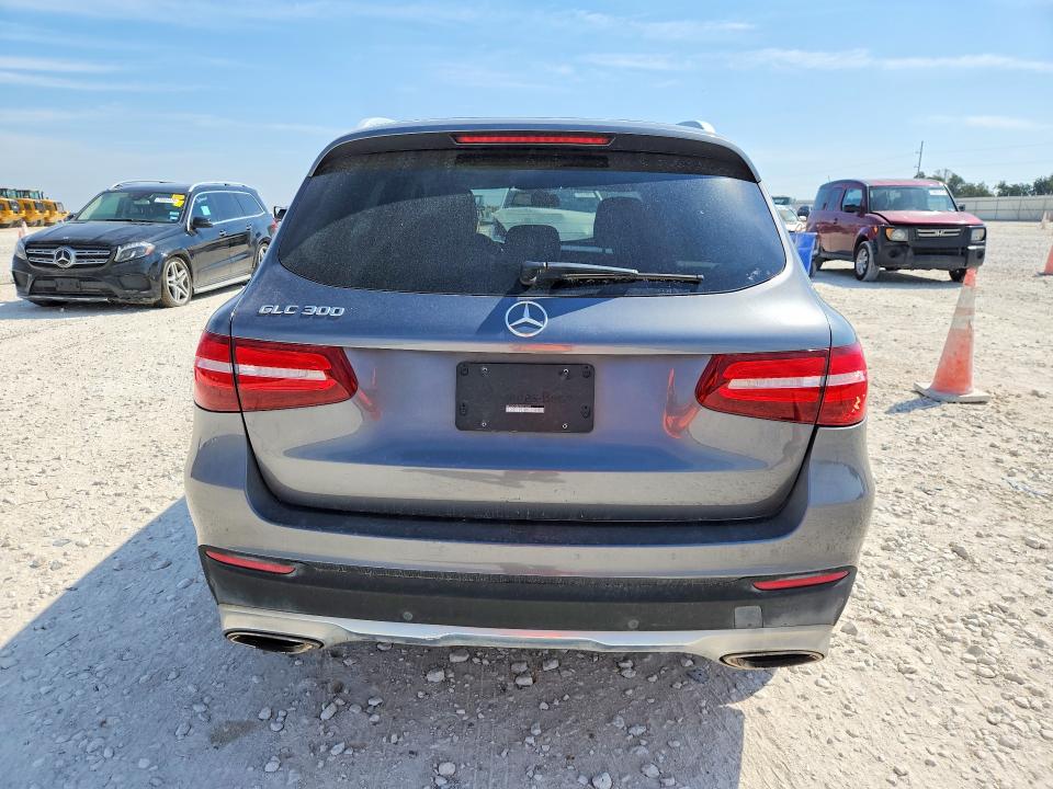 2018 Mercedes-benz Glc მანქანა იყიდება აუქციონზე, vin: WDC0G4JB3JV053325, აუქციონის ნომერი: 70663036