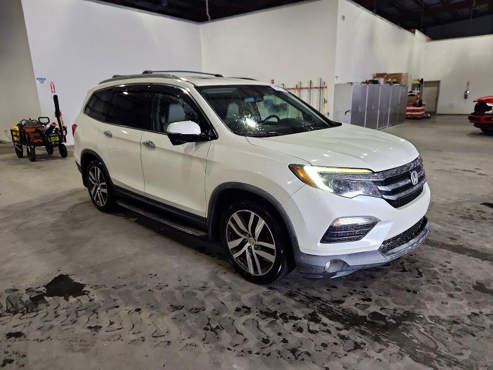 Продажа на аукционе авто 2017 Honda Pilot, vin: 5FNYF5H95HB026429, номер лота: 69630156