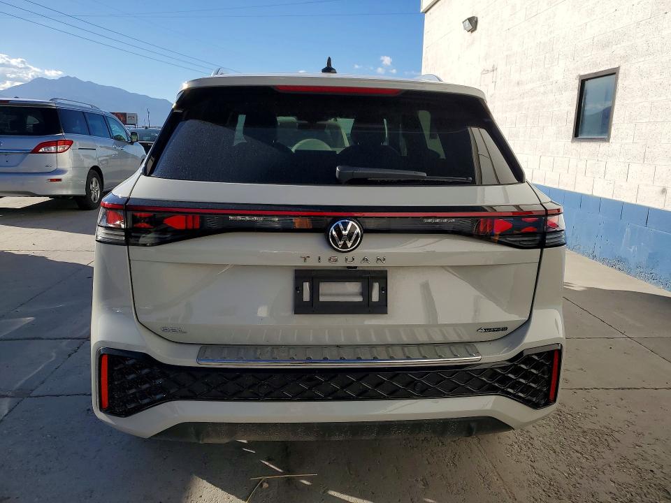 Aukcja sprzedaży 2025 Volkswagen Tiguan, vin: 3VVLR7RM4SM040195, numer aukcji: 67700456