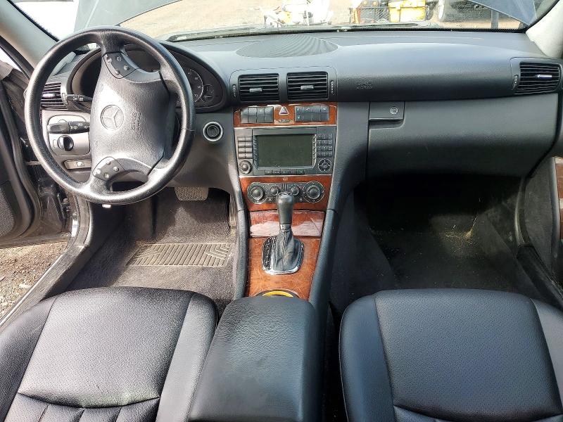 2007 Mercedes-benz C მანქანა იყიდება აუქციონზე, vin: WDBRF92H57F883757, აუქციონის ნომერი: 65693756