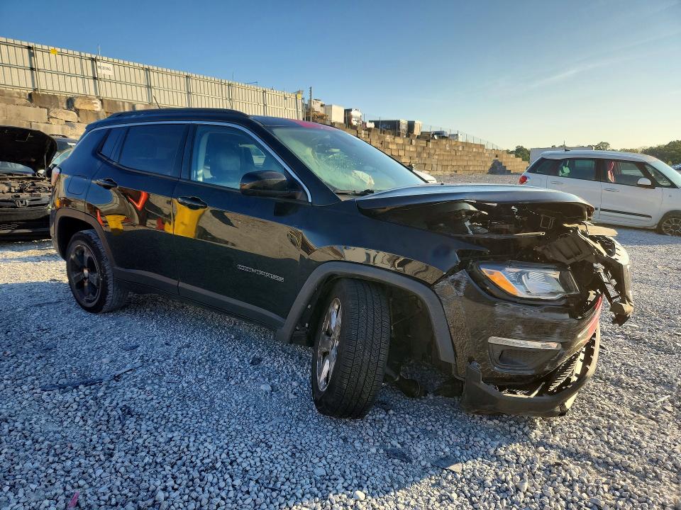 Продаж на аукціоні авто 2021 Jeep Compass, vin: 3C4NJDBB7MT601598, номер лоту: 68890246
